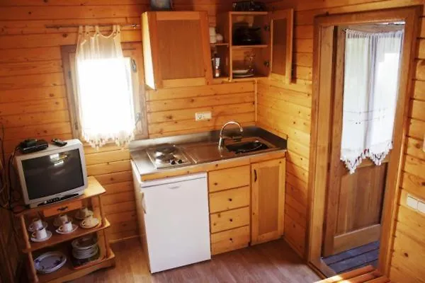 Parque de Campismo La Eliza Lanzahíta *