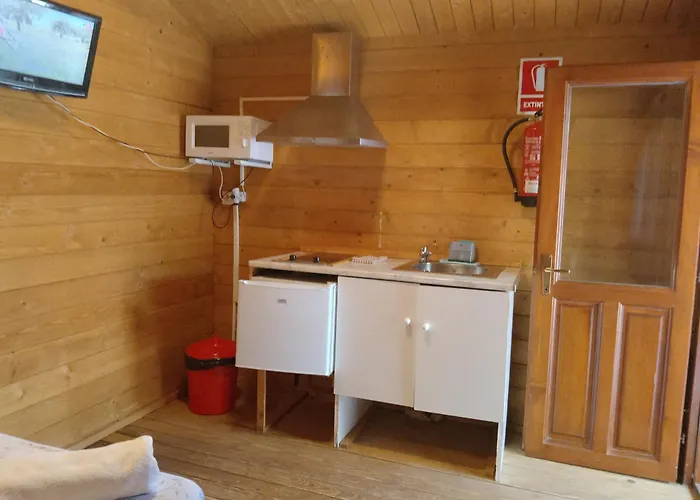 Parque de Campismo La Eliza Lanzahíta Lanzahita